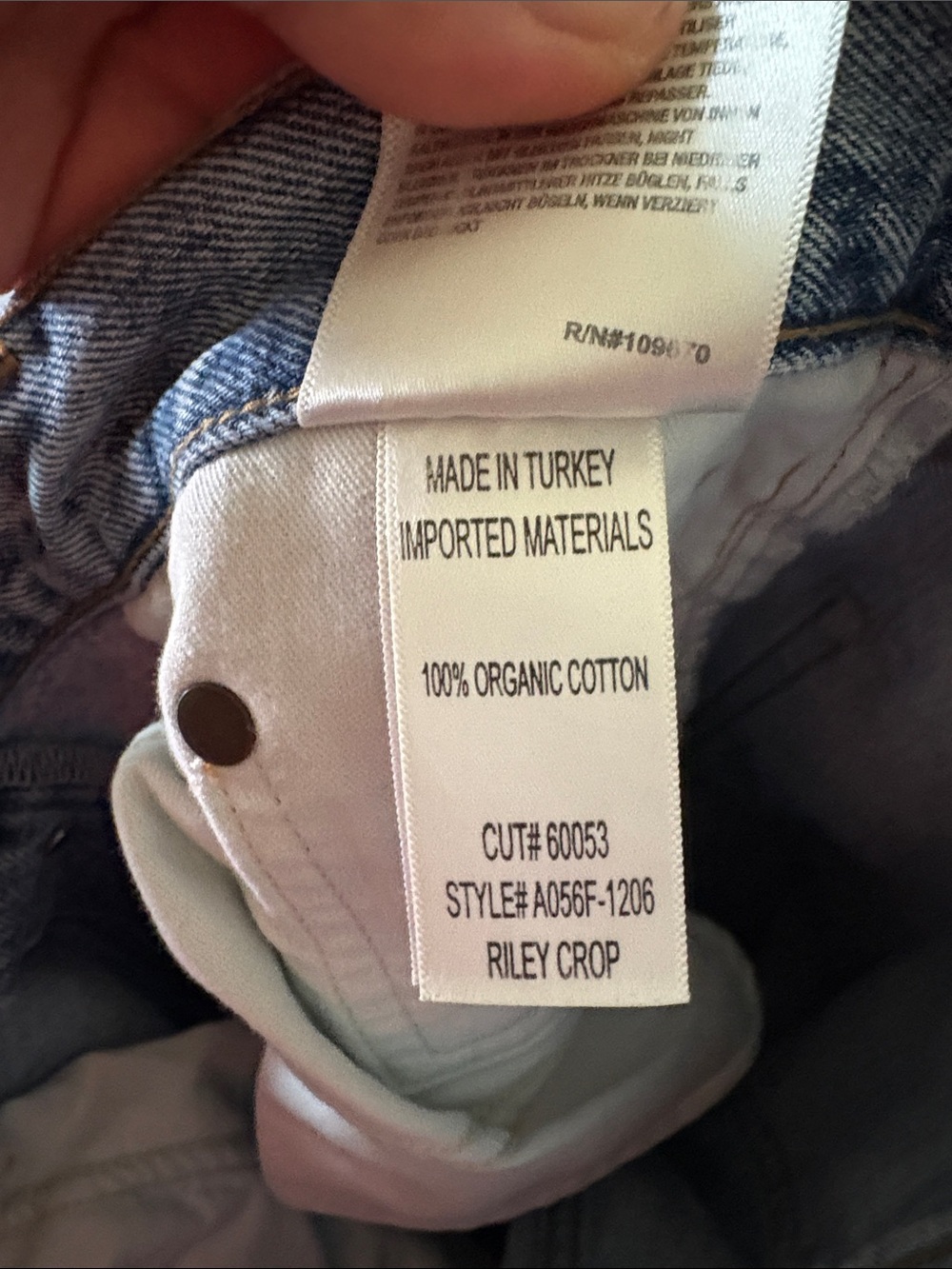 Agolde Light Wash High-Rise Straight Crop Jeans - Picture 7 of 7